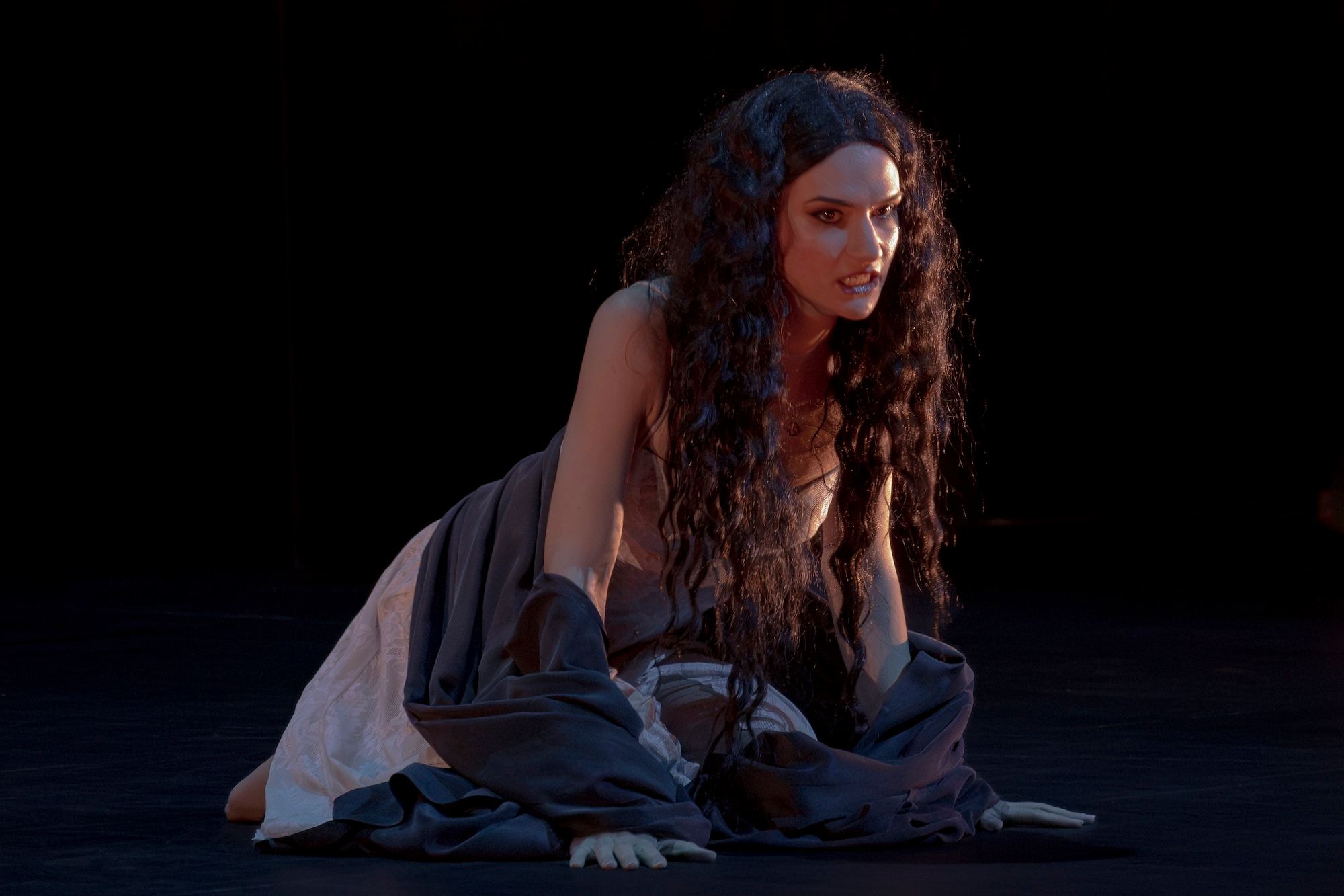 Helena Milošević as Zefka in Vanishings, Opéra de Massy 2026 (3/39)