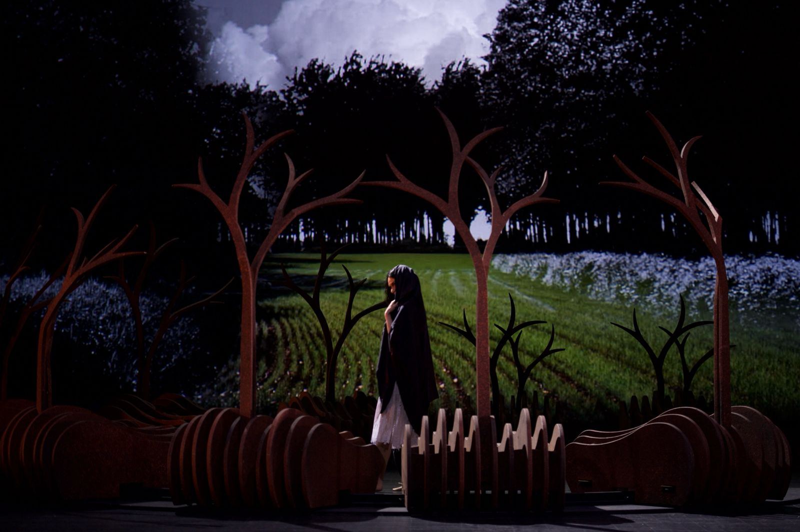 Helena Milošević as Zefka in Vanishings, Opéra de Massy 2026 (1/4)